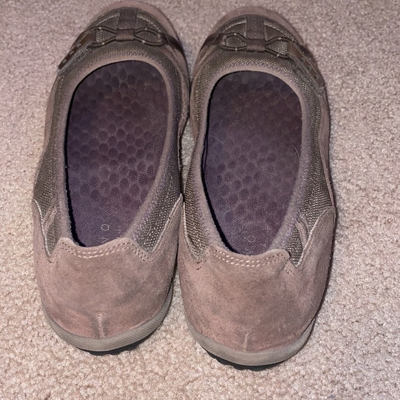Clarks Flats size 9.5 - Picture 2 of 3